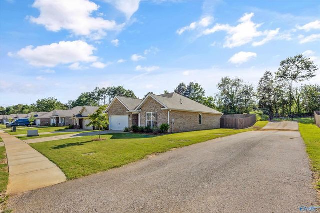 147 Fall Meadow Drive, Harvest, AL 35749