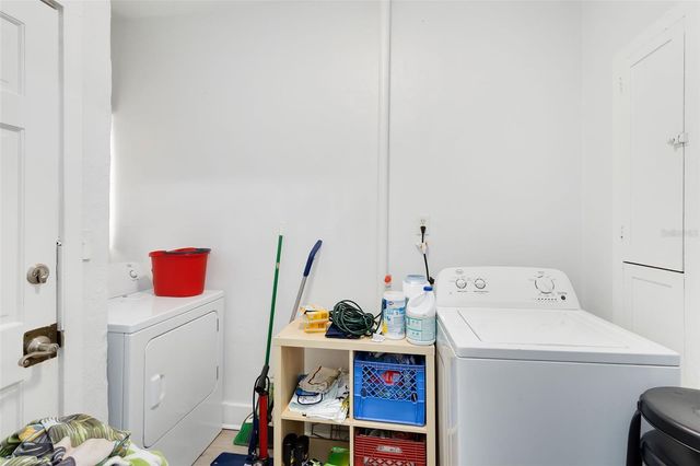 1409 E AMELIA STREET, Orlando, FL 32803