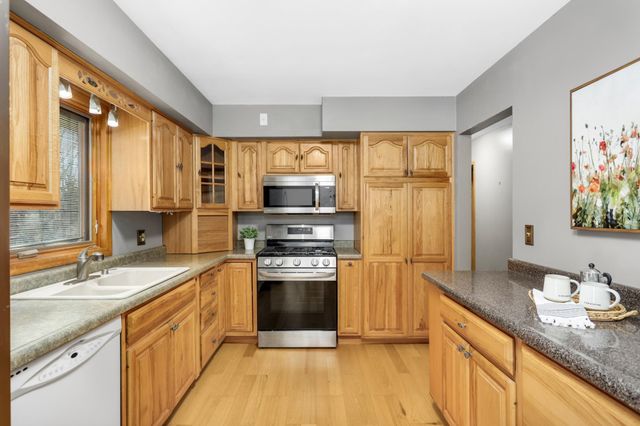 7072 Brian Drive, Centerville, MN 55038