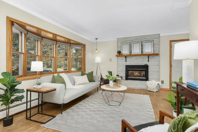 7072 Brian Drive, Centerville, MN 55038