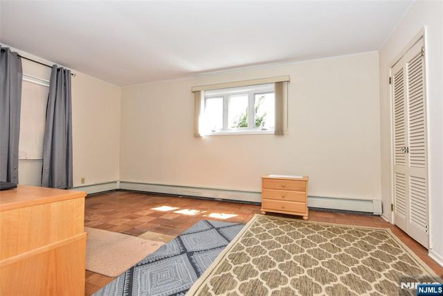 31 Susan Avenue, Midland Park, NJ 07432