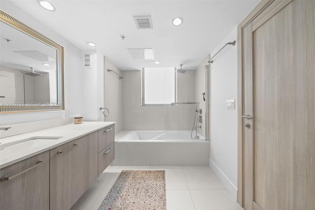 1133 102nd St 407, Bay Harbor Islands, FL 33154