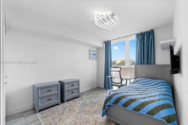 1133 102nd St 407, Bay Harbor Islands, FL 33154