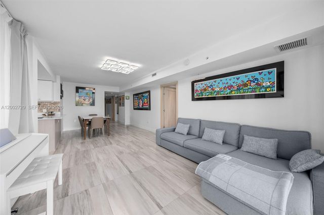 1133 102nd St 407, Bay Harbor Islands, FL 33154