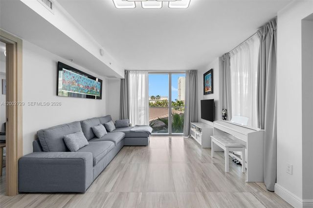 1133 102nd St 407, Bay Harbor Islands, FL 33154