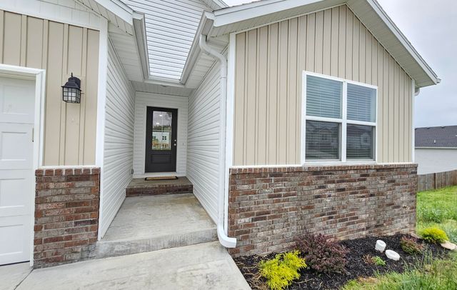 608 N Cheyenne Valley Road, Nixa, MO 65714