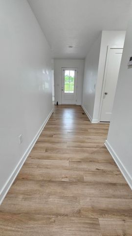 608 N Cheyenne Valley Road, Nixa, MO 65714