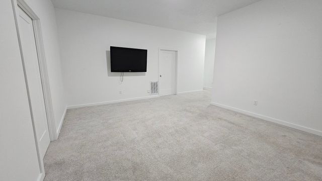 608 N Cheyenne Valley Road, Nixa, MO 65714