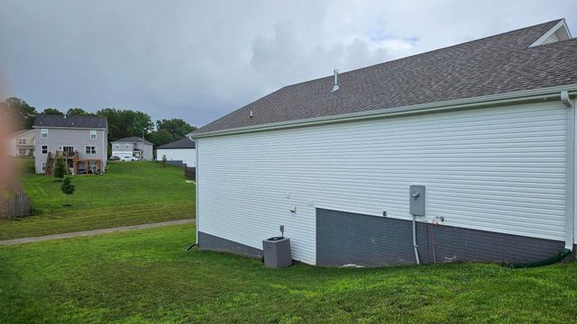 608 N Cheyenne Valley Road, Nixa, MO 65714