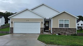 608 N Cheyenne Valley Road, Nixa, MO 65714
