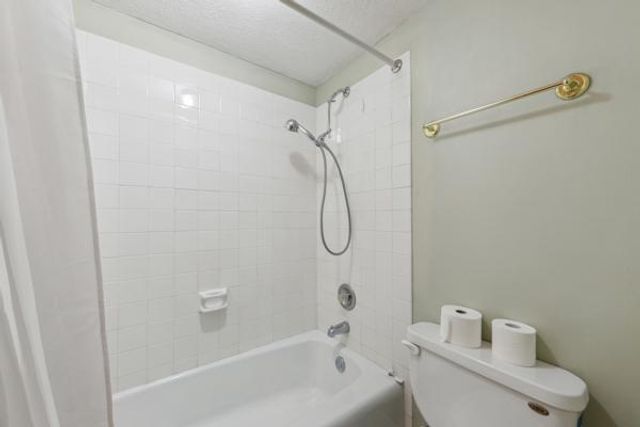 7500 Cahill Road 105C, Edina, MN 55439
