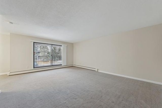 7500 Cahill Road 105C, Edina, MN 55439
