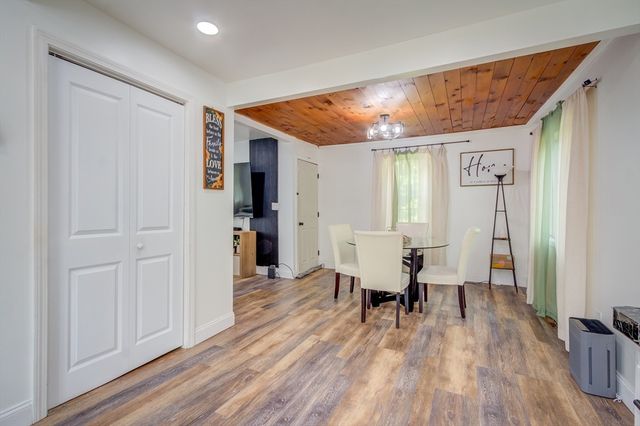 74 Oakland St, Brockton, MA 02302