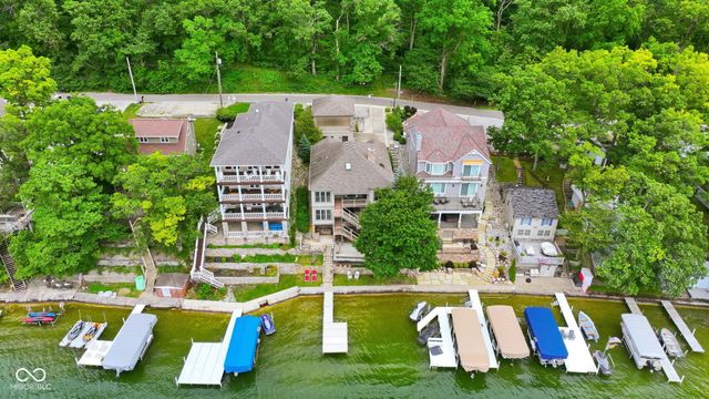 900 Ln 105 Lake James, Angola, IN 46703