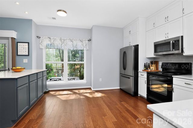 10729 Schooner Bay Lane, Charlotte, NC 28215