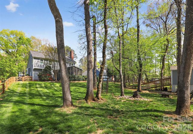 10729 Schooner Bay Lane, Charlotte, NC 28215