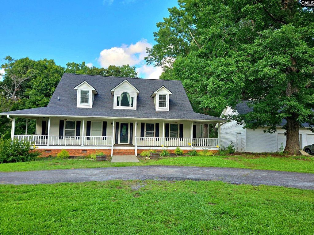261 Long Road, Saluda, SC 29138