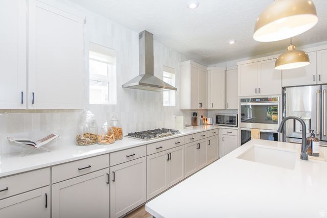 6789 W LEANDER DR, South Jordan, UT 84009