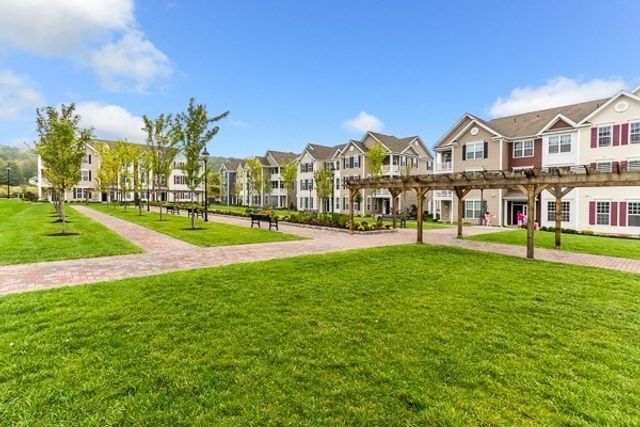 1008 Bradish Ln 1008, Westborough, MA 01581