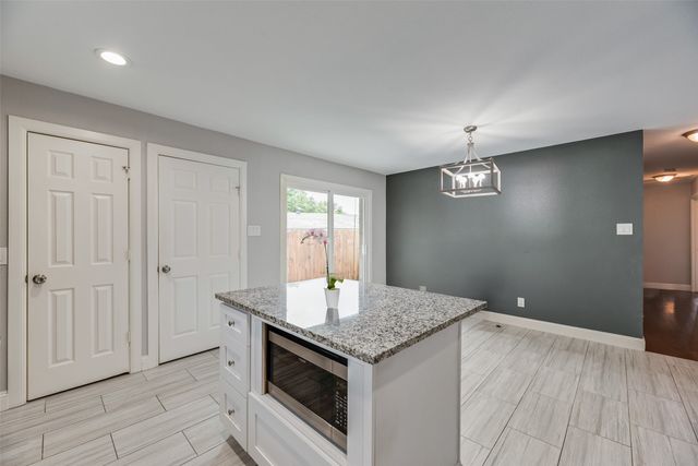 6742 Hialeah Drive, Dallas, TX 75214