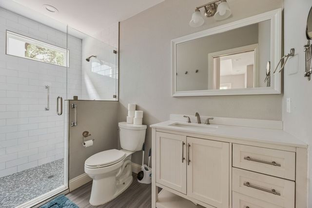 6742 Hialeah Drive, Dallas, TX 75214