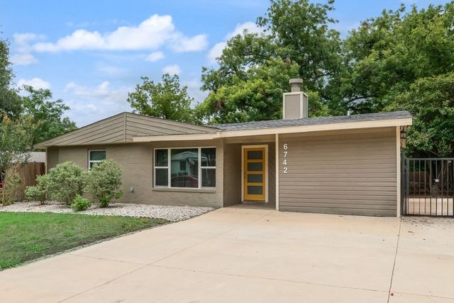 6742 Hialeah Drive, Dallas, TX 75214