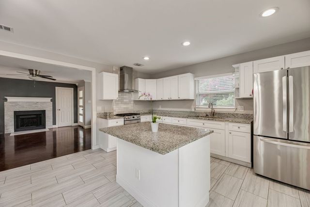 6742 Hialeah Drive, Dallas, TX 75214