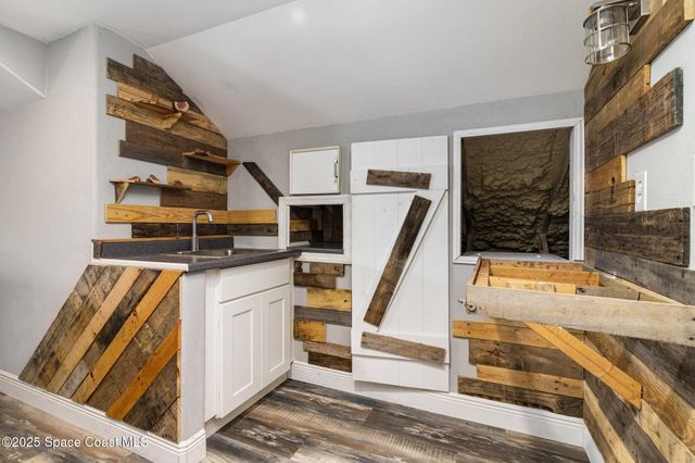 2203 Bignonia Street, Melbourne, FL 32901