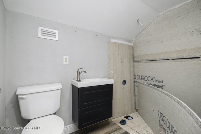 2203 Bignonia Street, Melbourne, FL 32901