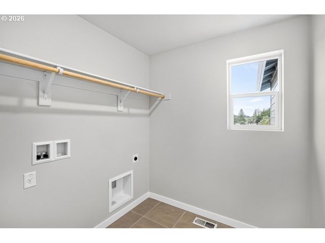 3793 Sw PHYLLIS Ave, Gresham, OR 97080