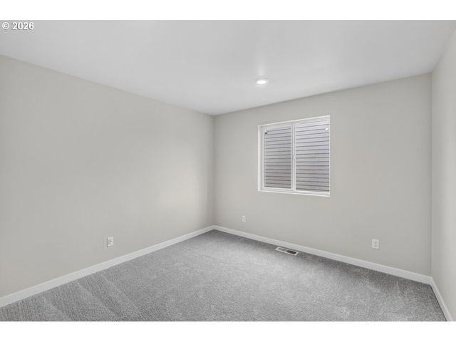 3793 Sw PHYLLIS Ave, Gresham, OR 97080
