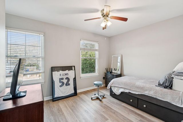 1427 Diamond Boulevard, Mount Pleasant, SC 29466