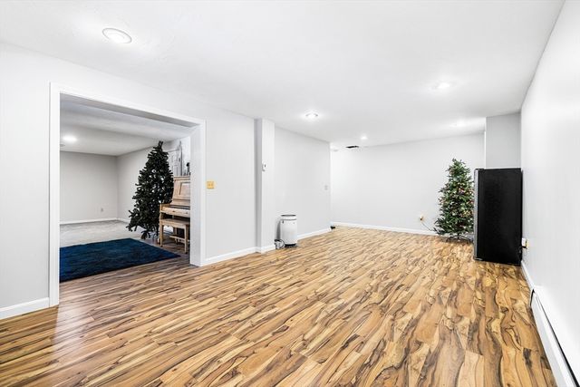 13 Jonathans Way, Upton, MA 01568