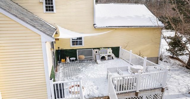 13 Jonathans Way, Upton, MA 01568