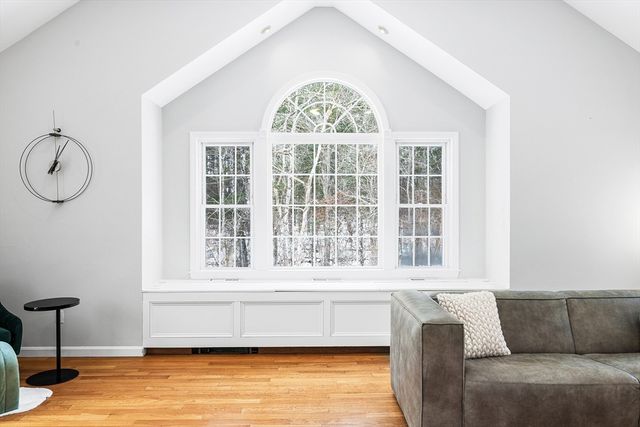 13 Jonathans Way, Upton, MA 01568