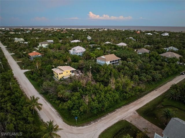 486 Ponce De Leon RD, Sanibel, FL 33957