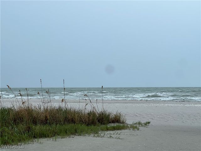 486 Ponce De Leon RD, Sanibel, FL 33957