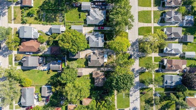 7514 N Silvery Lane, Dearborn Heights, MI 48127