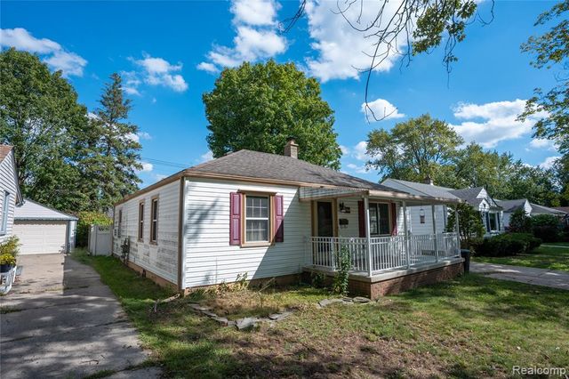 7514 N Silvery Lane, Dearborn Heights, MI 48127