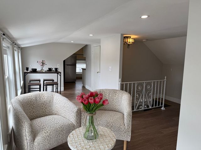 48 Warren Avenue 5, Woburn, MA 01801