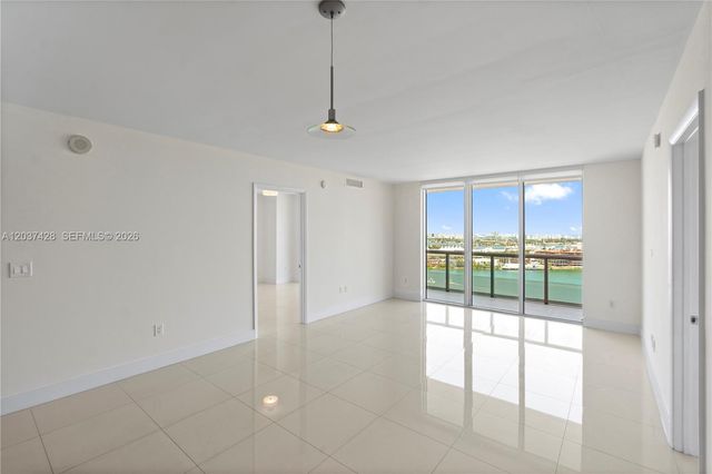 50 Biscayne Boulevard 2604, Miami, FL 33132