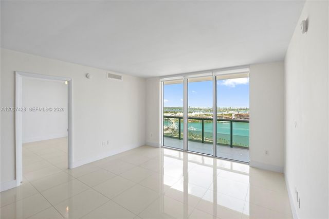 50 Biscayne Boulevard 2604, Miami, FL 33132