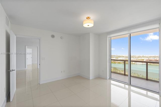 50 Biscayne Boulevard 2604, Miami, FL 33132