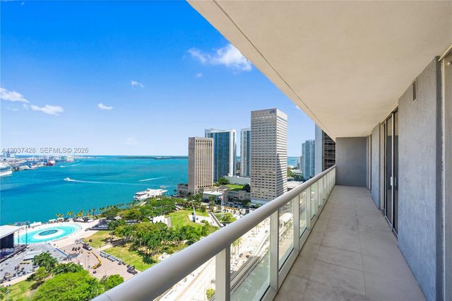 50 Biscayne Boulevard 2604, Miami, FL 33132