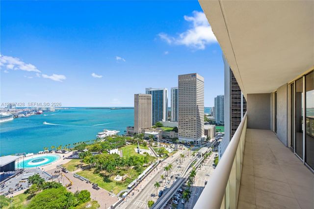 50 Biscayne Boulevard 2604, Miami, FL 33132