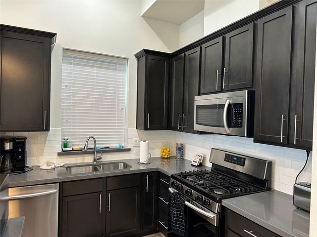 2616 Riverside Drive B, Houston, TX 77004