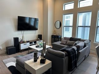 2616 Riverside Drive B, Houston, TX 77004