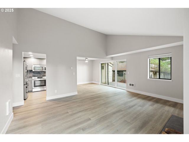 56 GALEN St, Lake Oswego, OR 97035