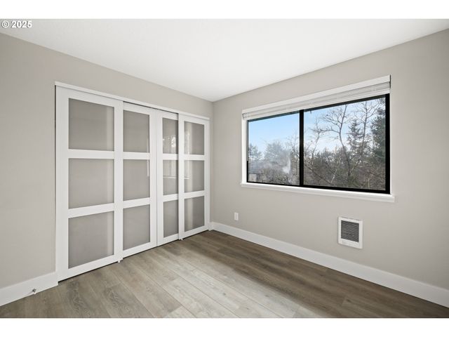 56 GALEN St, Lake Oswego, OR 97035