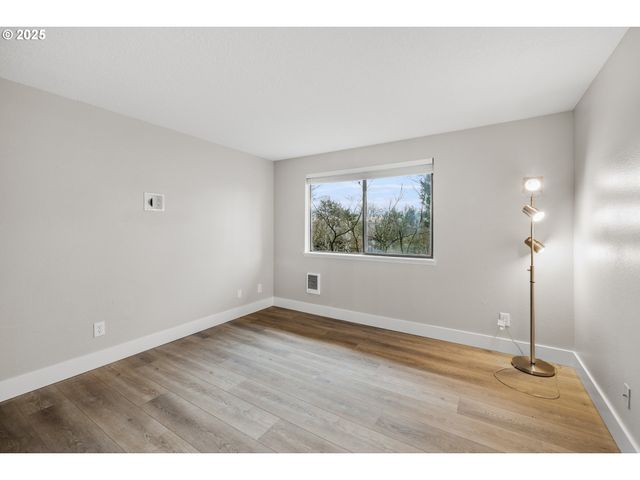 56 GALEN St, Lake Oswego, OR 97035